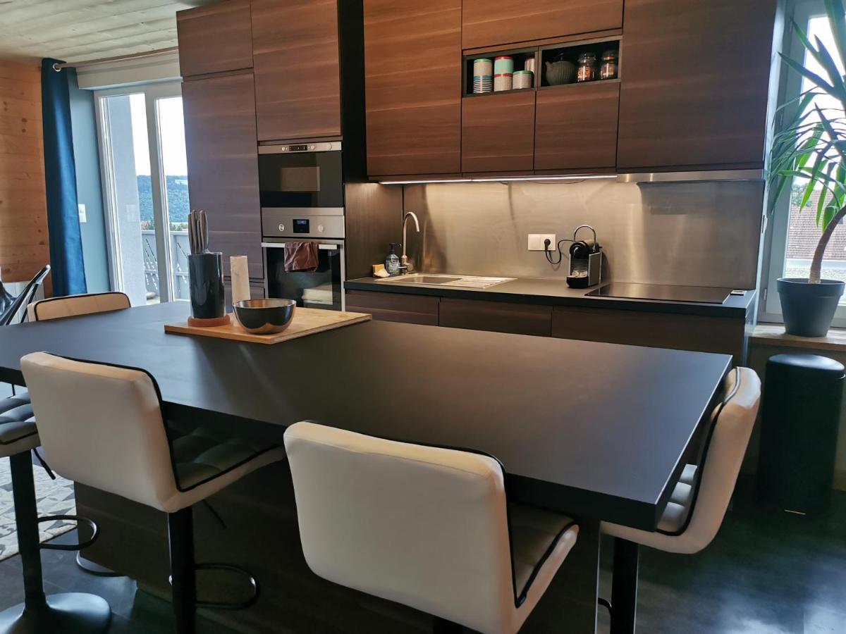 Superbe Appartement Neuf Avec Terrasse Orchamps-Vennes Exteriör bild